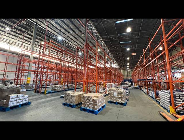 5,994M² WAREHOUSE TO LET IN ISANDO